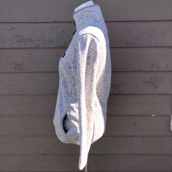 Simply Southern pullover with snaps. - Picture 4 of 7